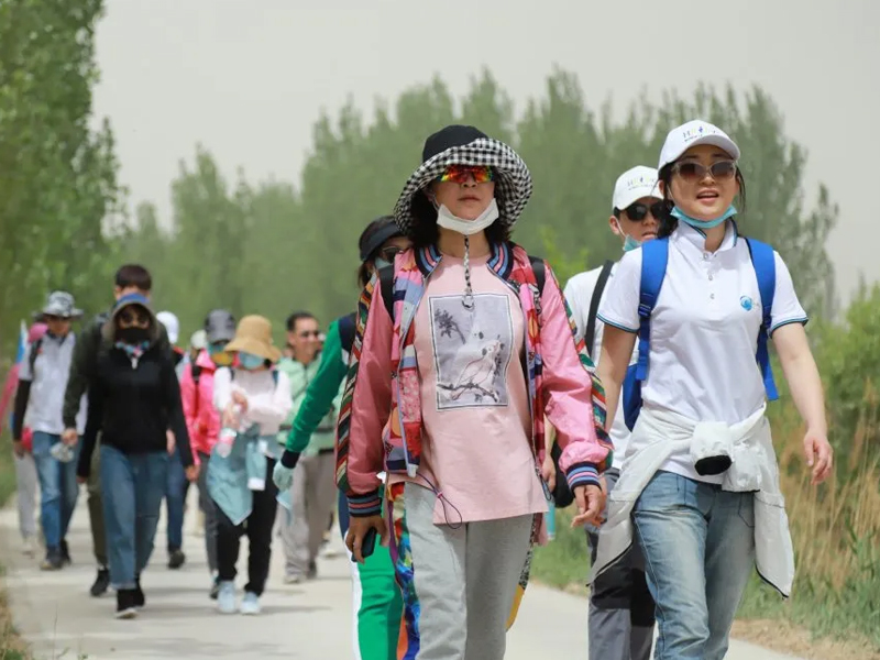 瀛智所舉辦“長流水·踏浪之行”徒步活動