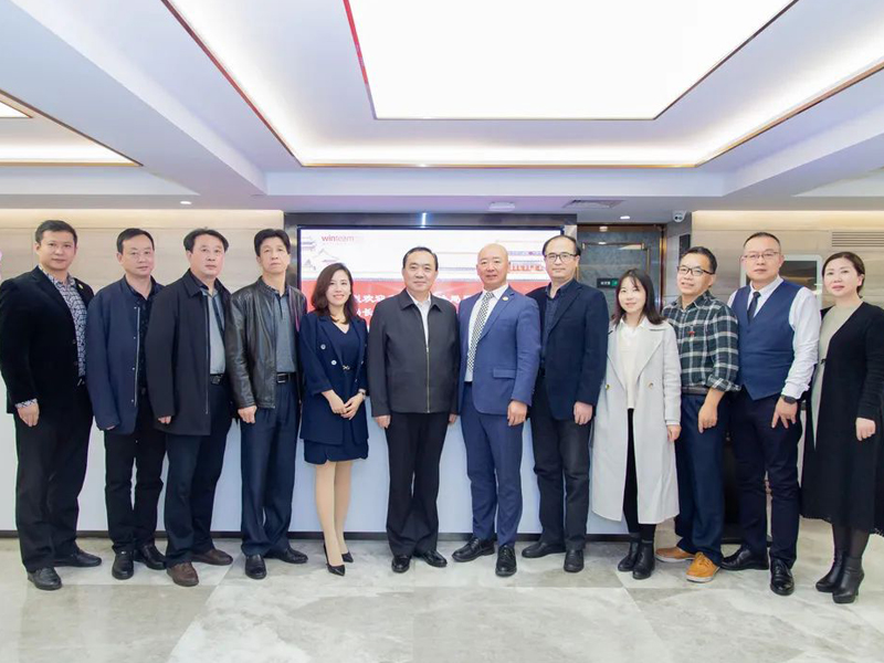 孝感市司法局局長黎清海、副局長張海宏等領(lǐng)導(dǎo)蒞臨瀛和考察調(diào)研