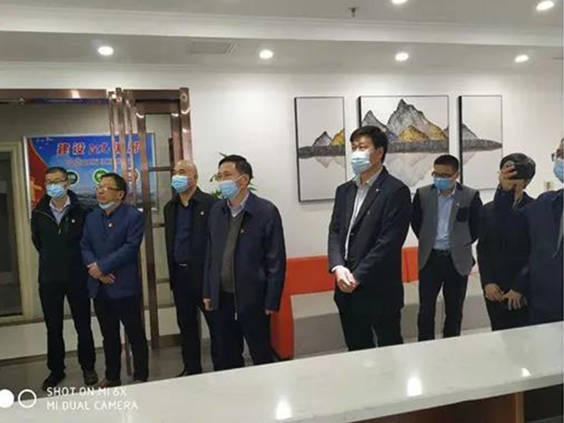 漯河市司法局局長張俊峰一行蒞臨瀛和漯河所調研黨建工作